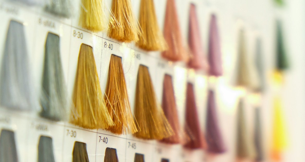 cores de cabelo separados em uma tabela de colorimetria